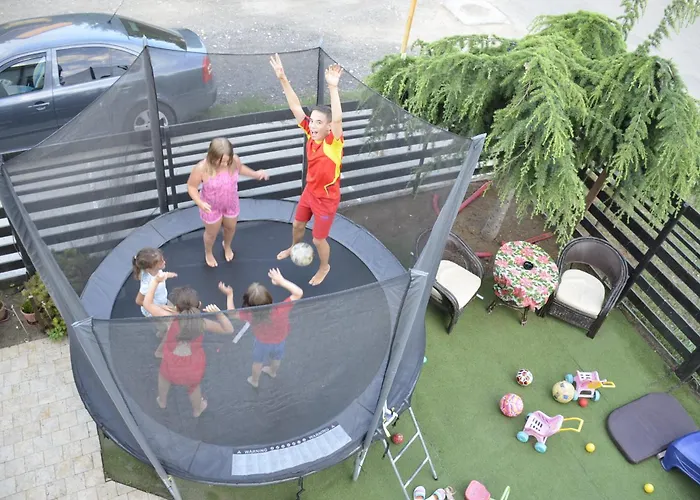 Casa Razvan ゲストハウス